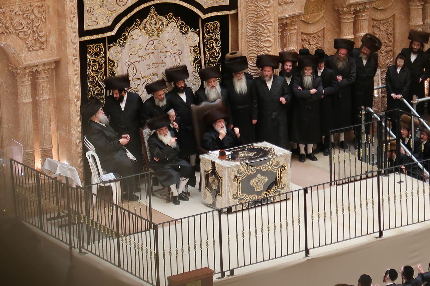 האדמו"ר מויז'ניץ בספירת העומר מ"ט בעומר