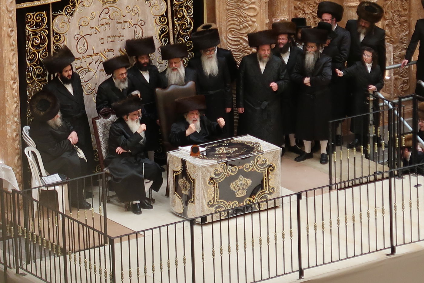 האדמו"ר מויז'ניץ בספירת העומר מ"ט בעומר