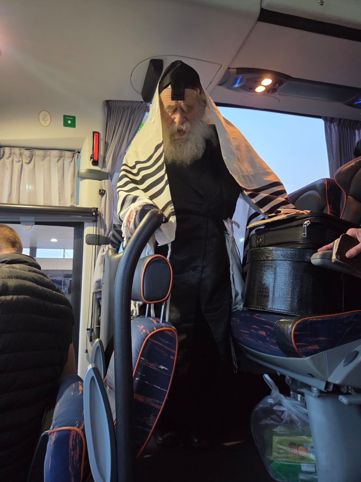 גאב"ד מאקאווא באוקראיינה