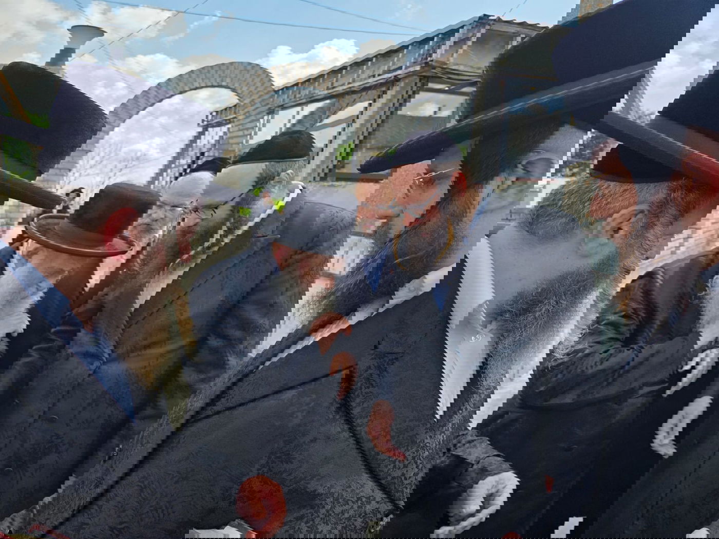 גאב"ד מאקאווא באוקראיינה