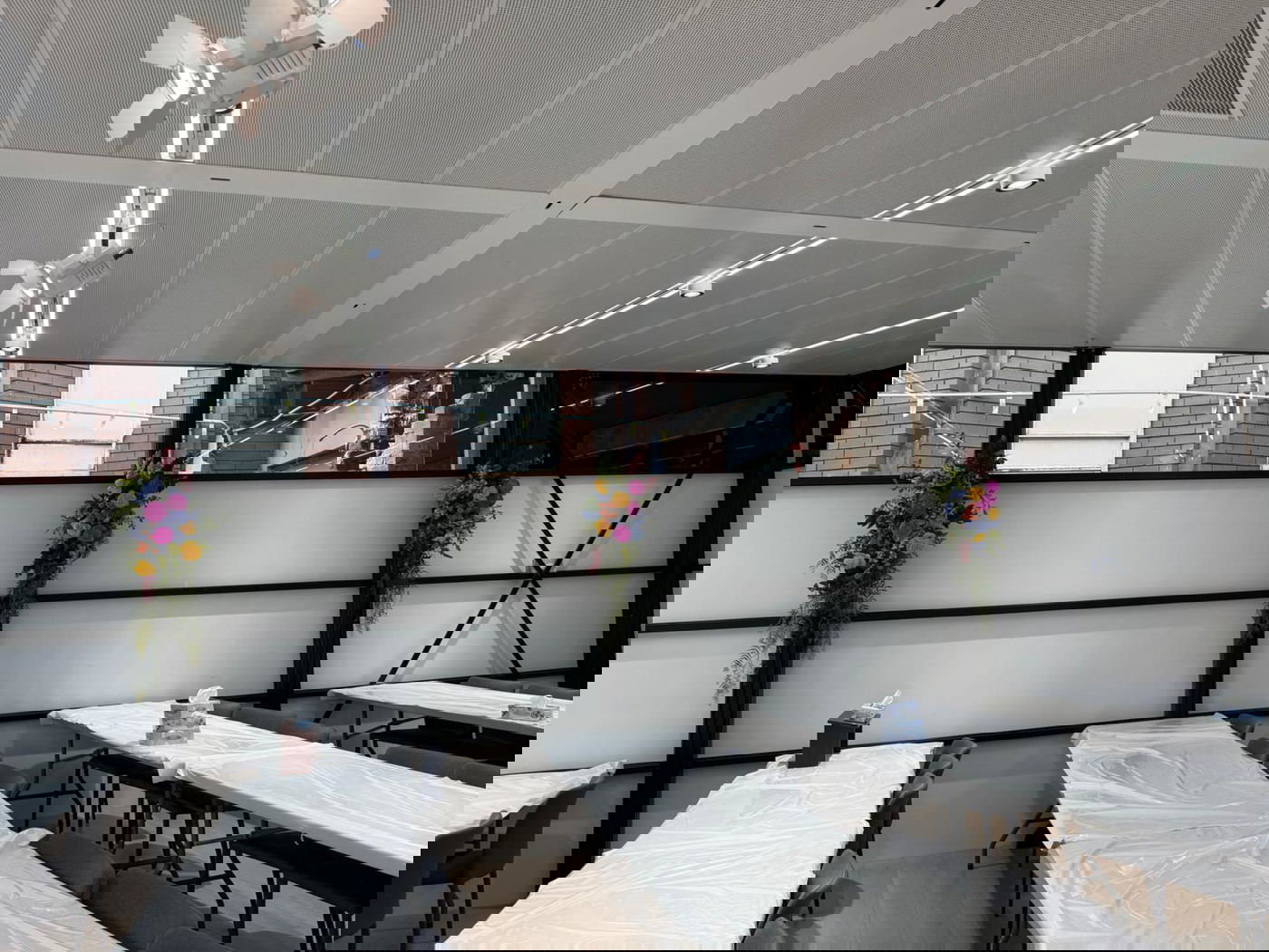 ביהמ"ד 'עדת ישראל' באוסטרליה מקושט לקראת החג