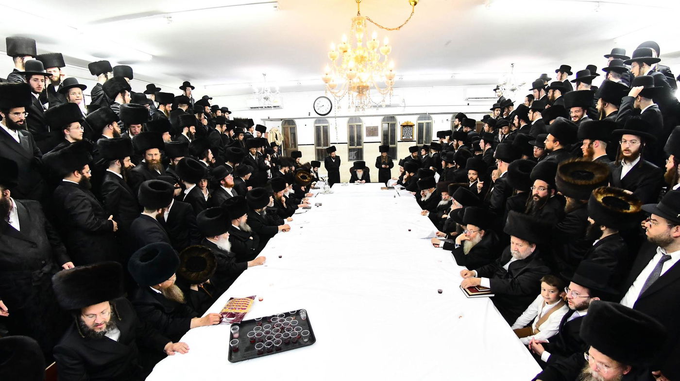 נעילת החג בחצה"ק מודז'יץ