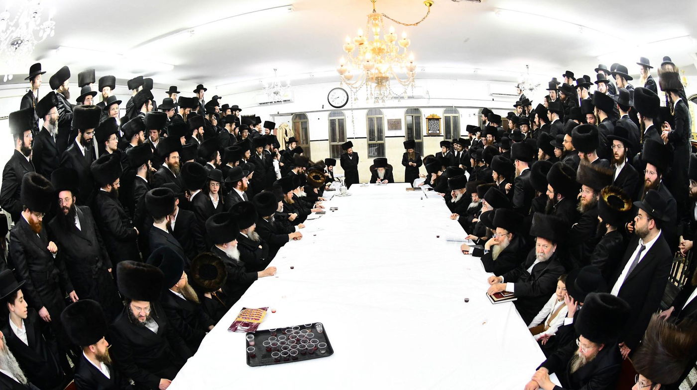 נעילת החג בחצה"ק מודז'יץ