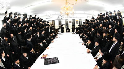 נעילת החג בחצה"ק מודז'יץ