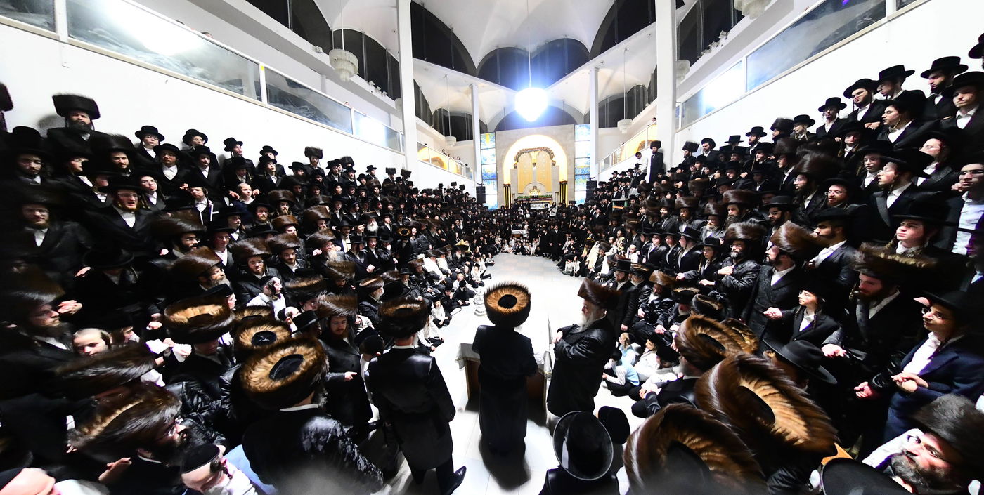 הכנסת ס"ת בנדבורנה