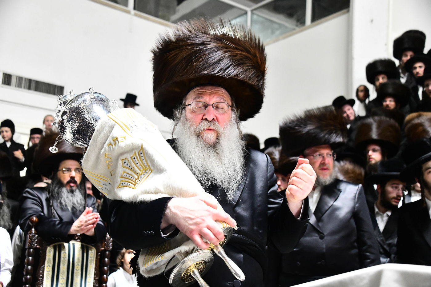 הכנסת ס"ת בנדבורנה