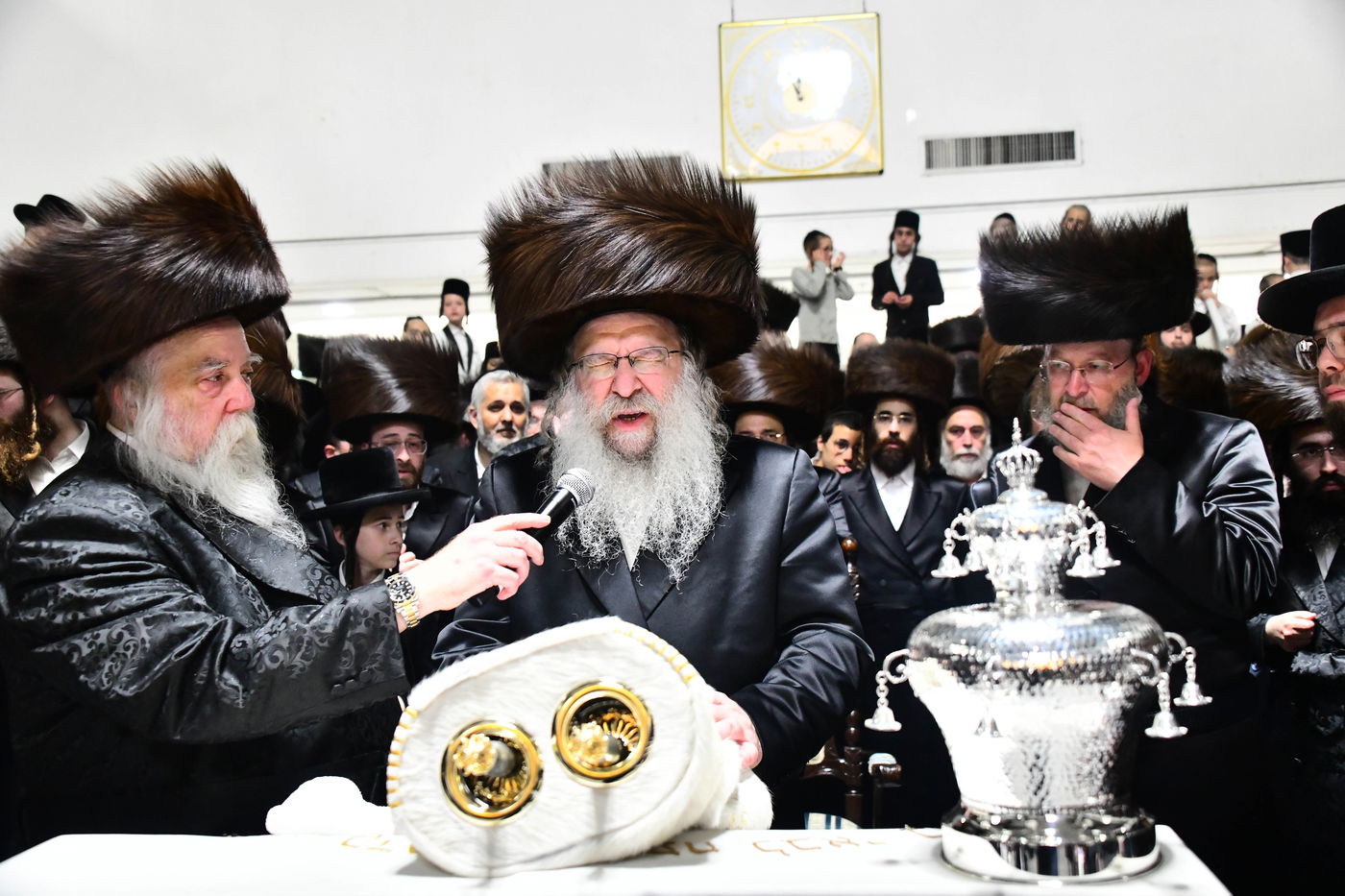 הכנסת ס"ת בנדבורנה