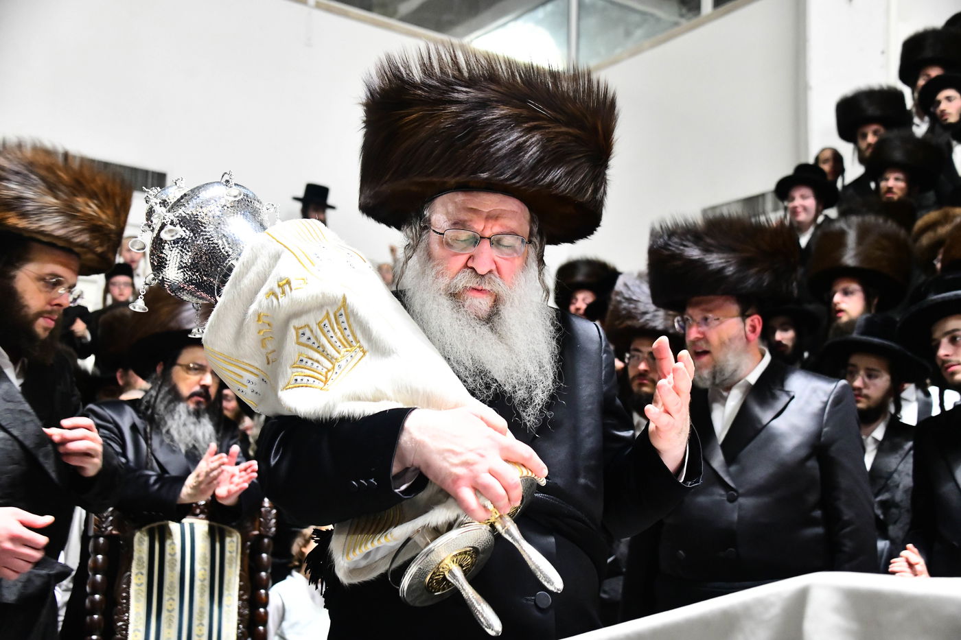 הכנסת ס"ת בנדבורנה