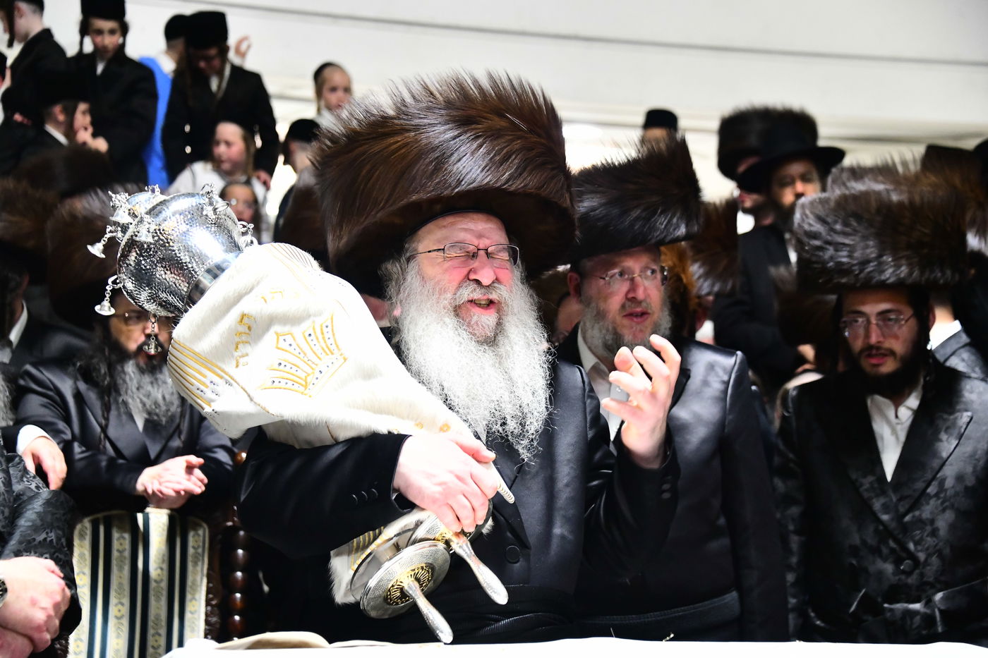 הכנסת ס"ת בנדבורנה