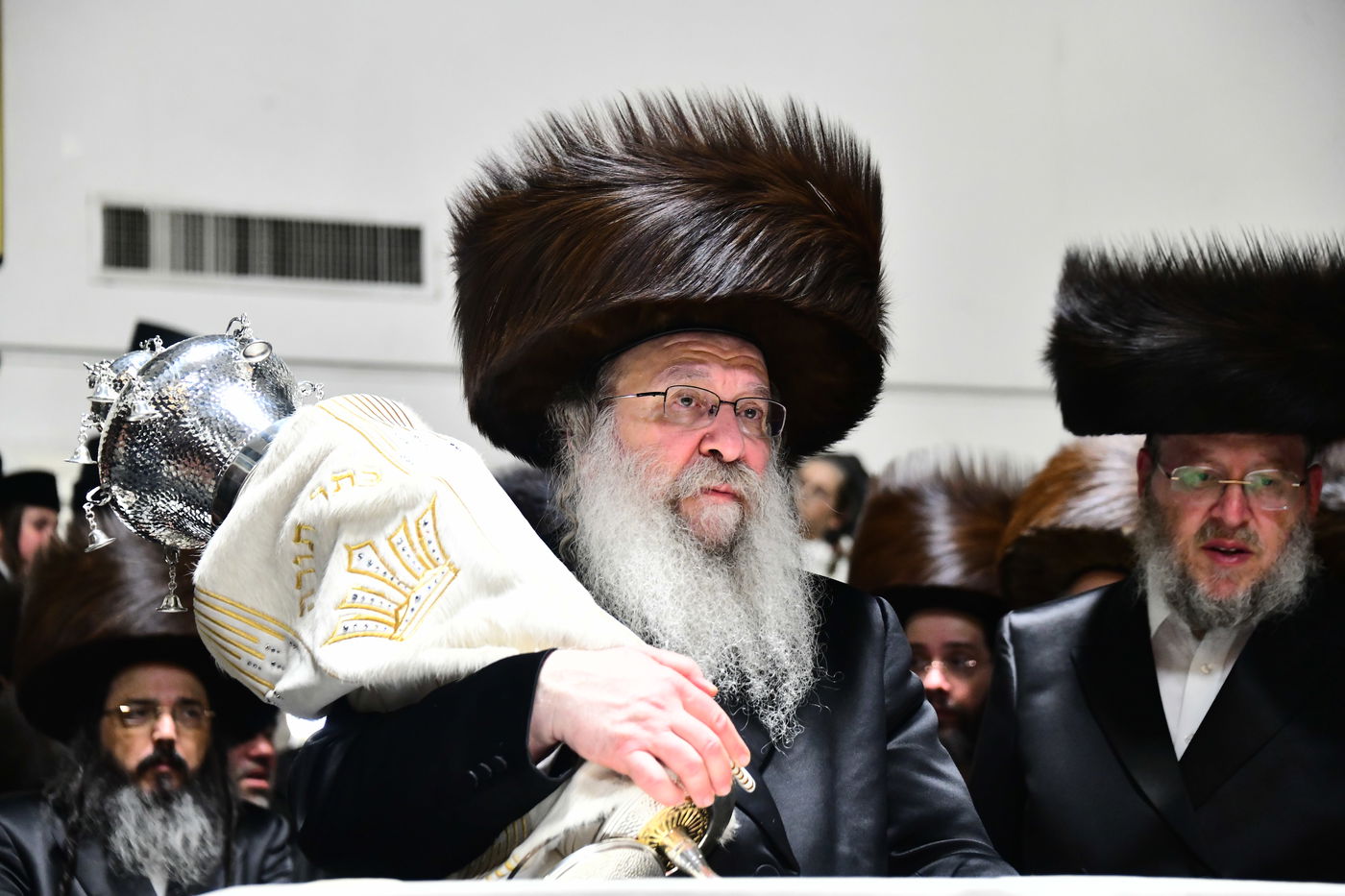 הכנסת ס"ת בנדבורנה