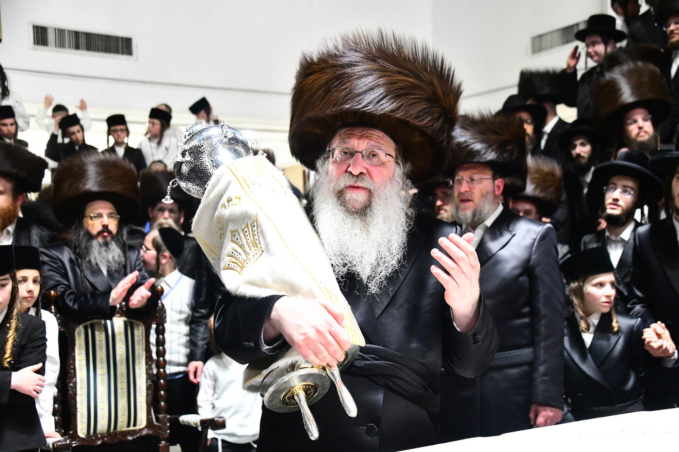 הכנסת ס"ת בנדבורנה