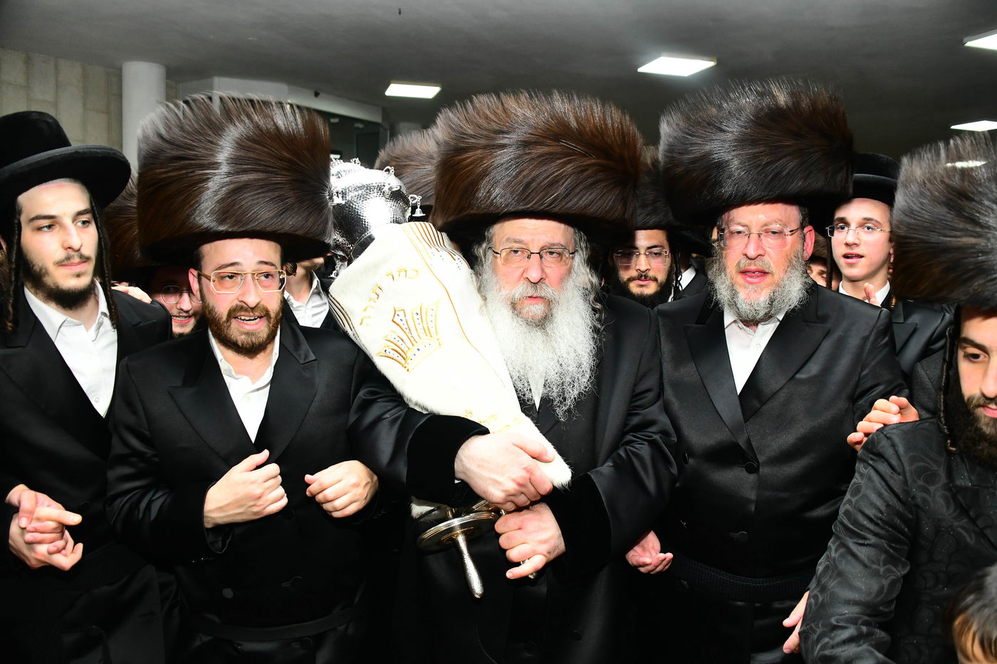 הכנסת ס"ת בנדבורנה