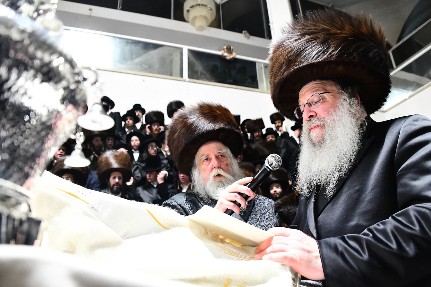 הכנסת ס"ת בנדבורנה