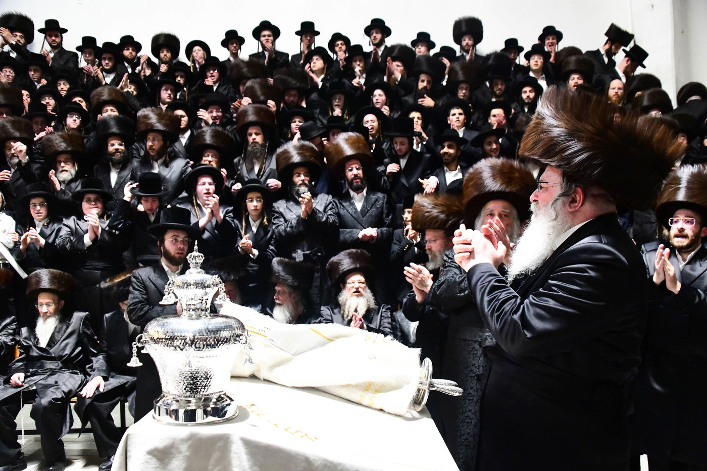 הכנסת ס"ת בנדבורנה