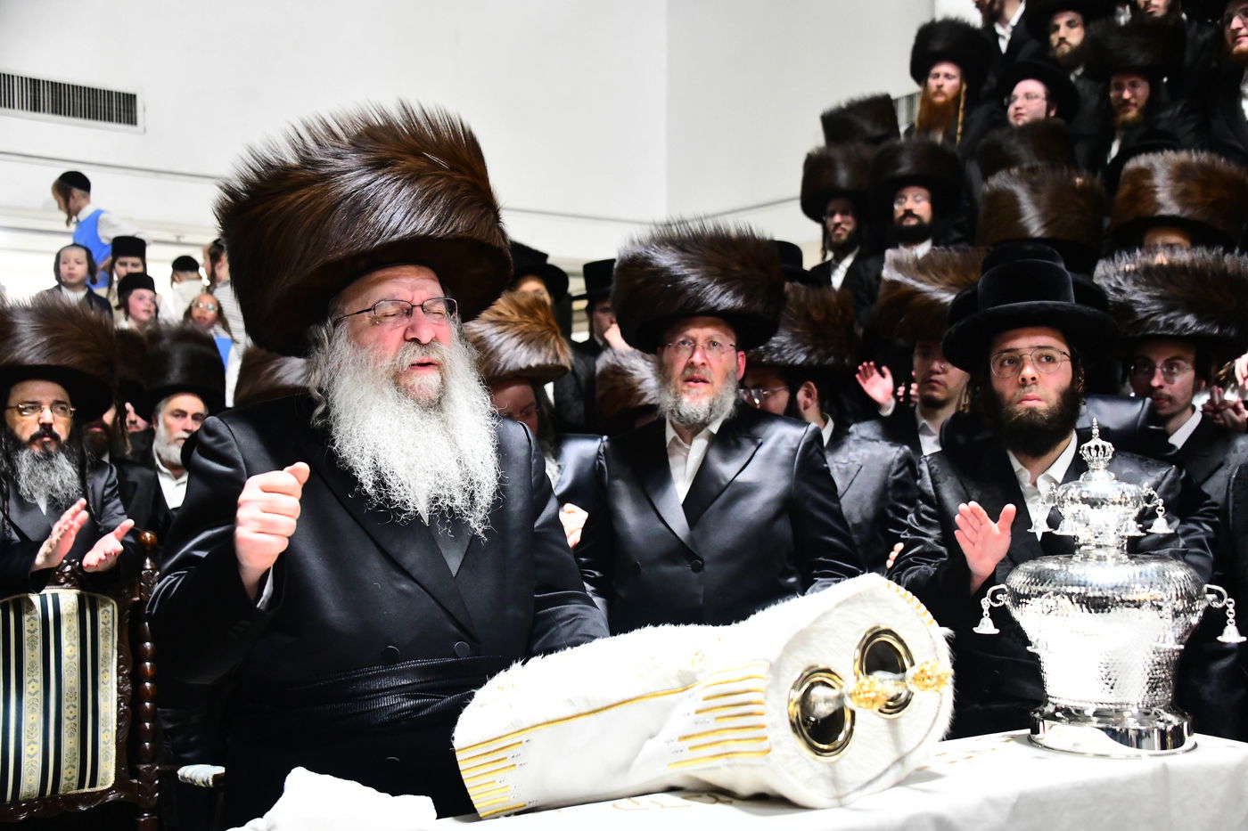 הכנסת ס"ת בנדבורנה