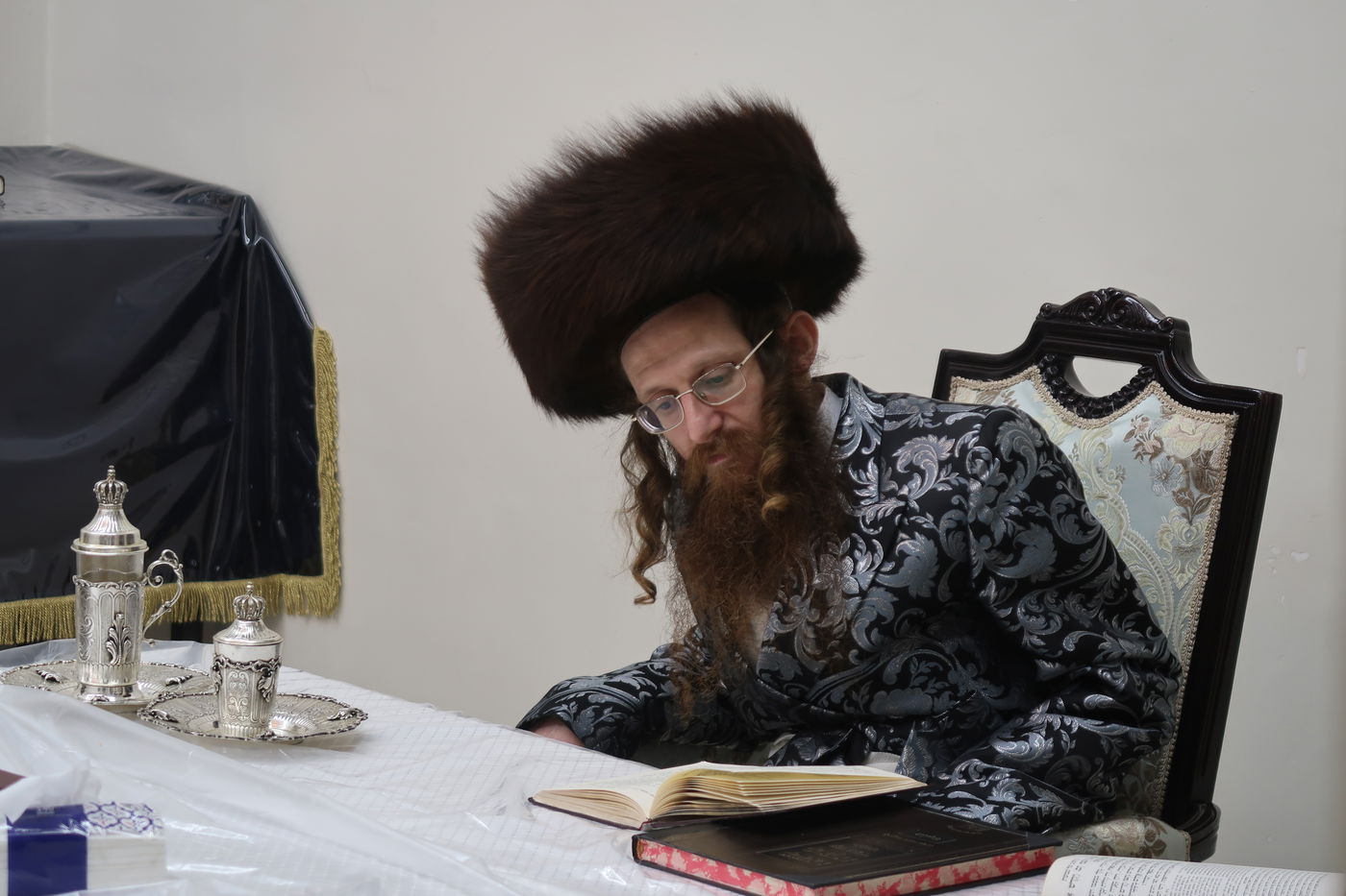 נעילת החג בחצה"ק טשערנוביץ