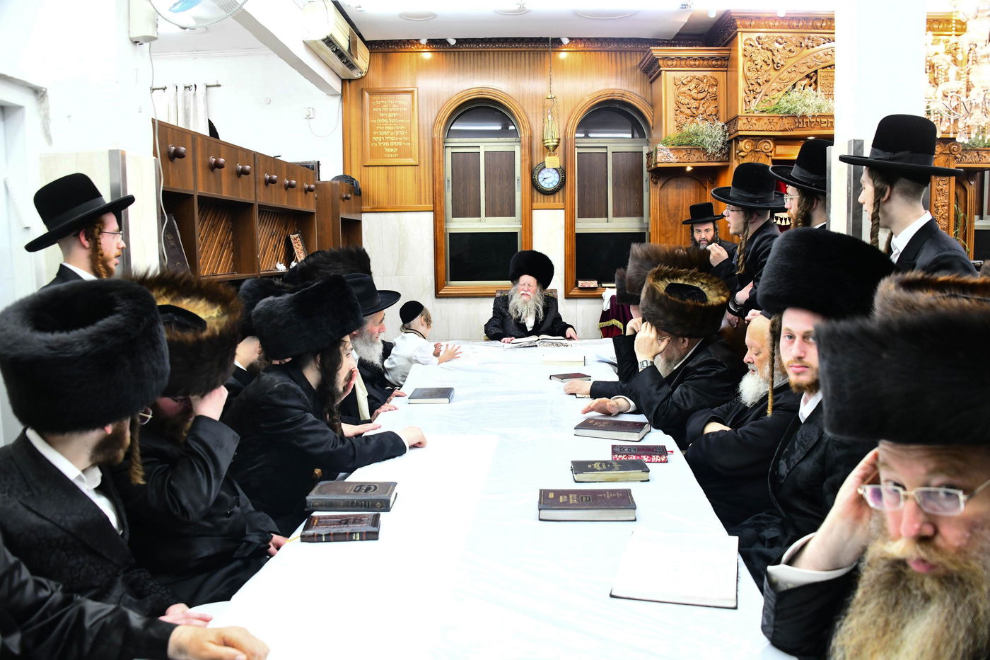 נעילת החג בחצה"ק קוזמיר