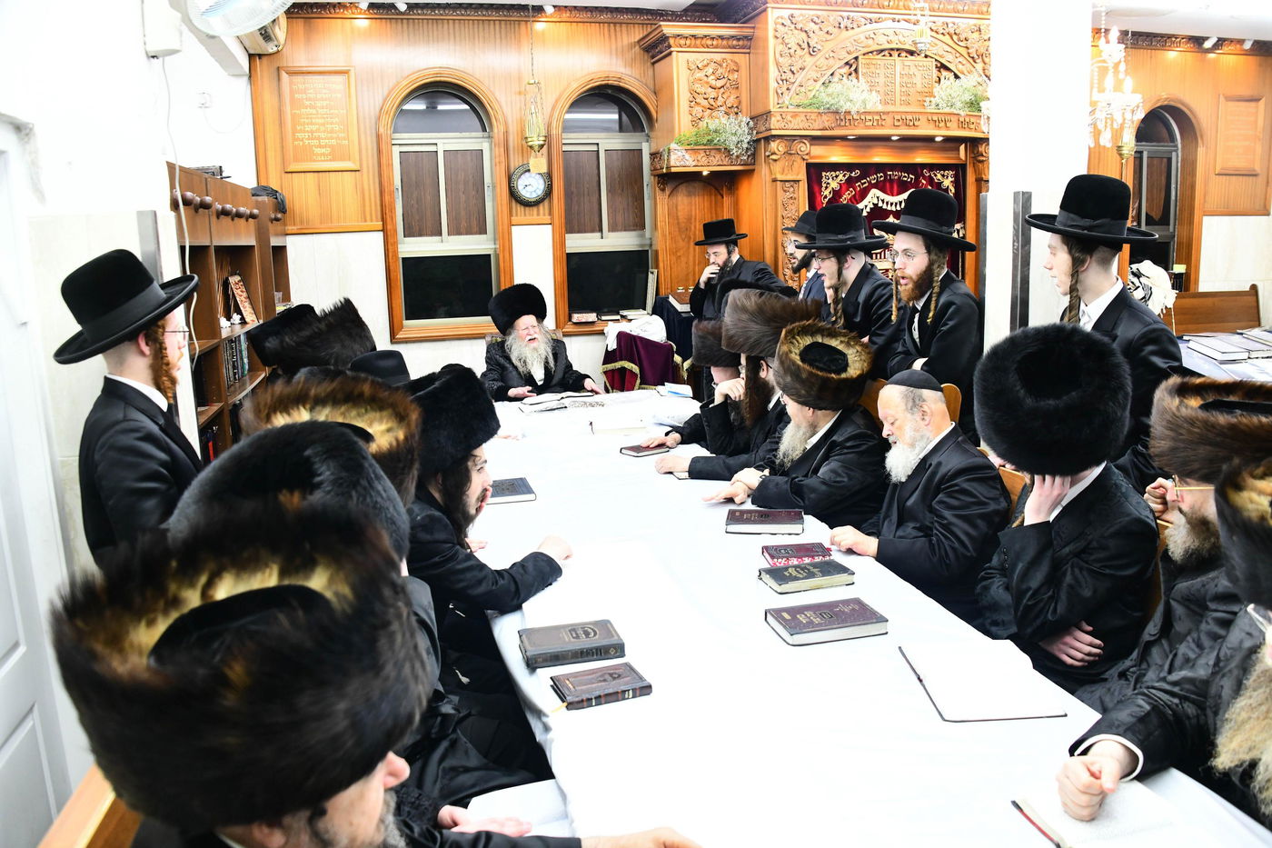 נעילת החג בחצה"ק קוזמיר