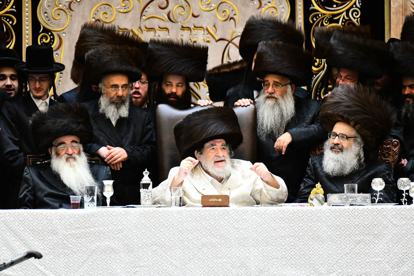 נעילת החג שבועות בחצה"ק ויז'ניץ