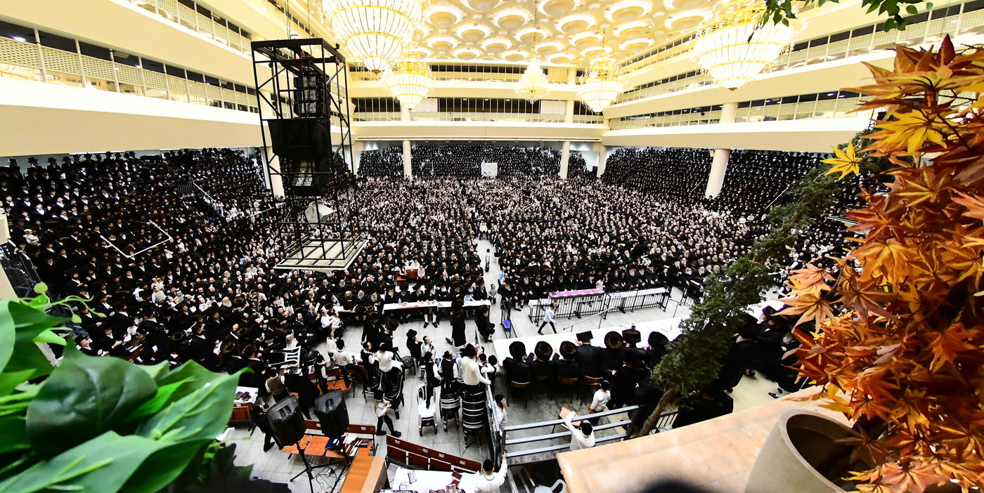 נעילת החג שבועות בחצה"ק ויז'ניץ