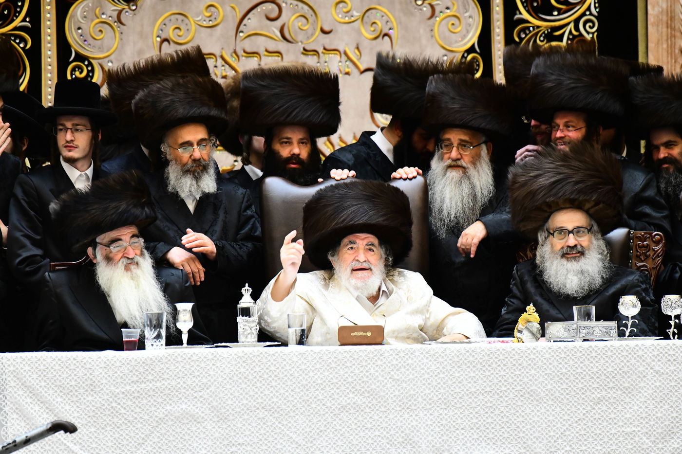 נעילת החג שבועות בחצה"ק ויז'ניץ