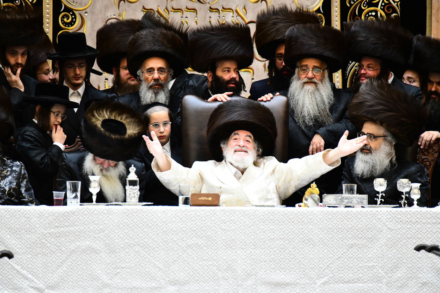 נעילת החג שבועות בחצה"ק ויז'ניץ