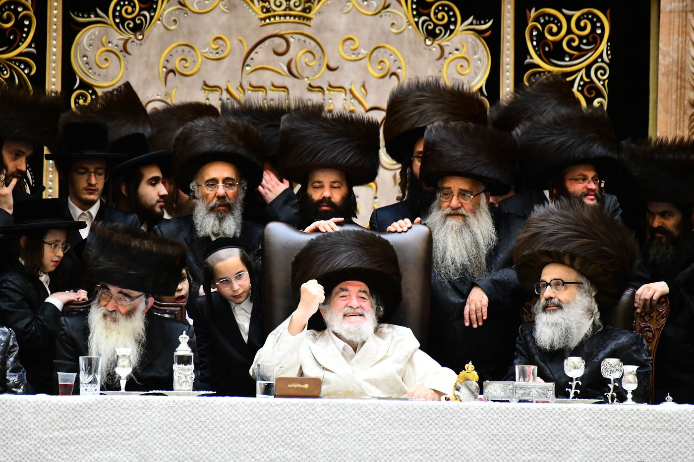 נעילת החג שבועות בחצה"ק ויז'ניץ