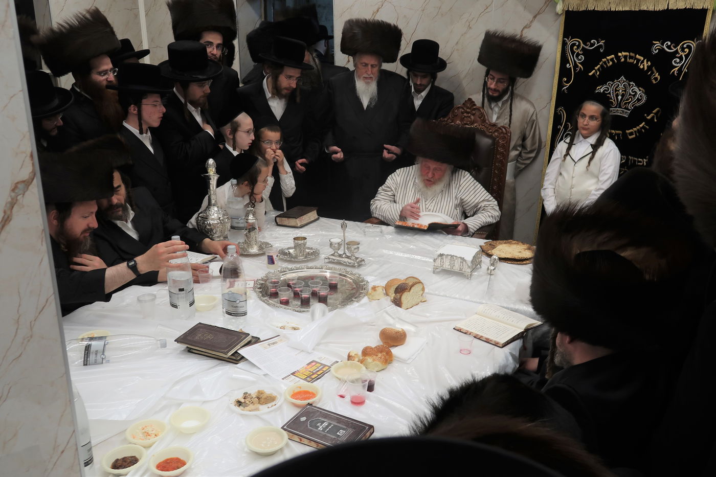 נעילת החג בחצה"ק מהרי"ד מלעלוב