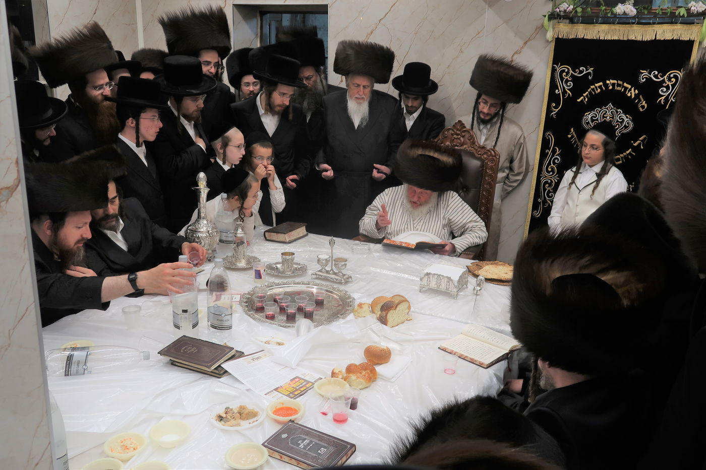 נעילת החג בחצה"ק מהרי"ד מלעלוב