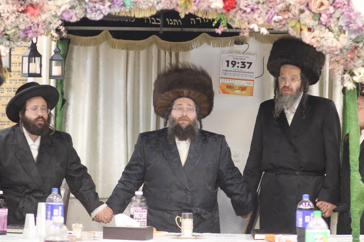 נעילת החג שבועות בחצה"ק צאנז ז'ימגראד