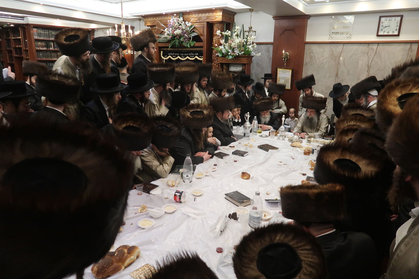 נעילת החג שבועות בחצה"ק לעלוב ירושלים