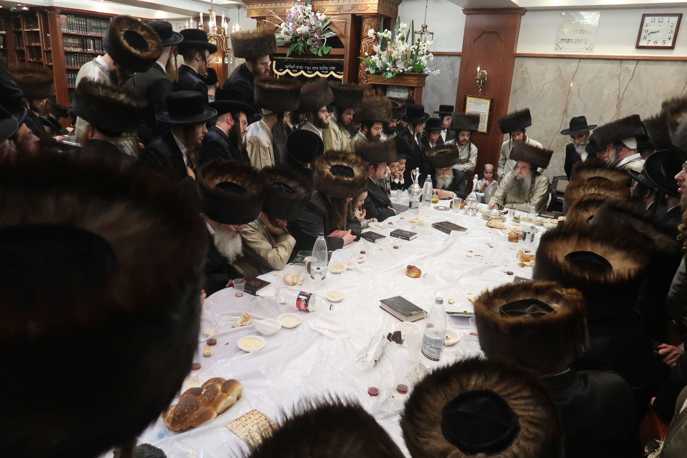 נעילת החג שבועות בחצה"ק לעלוב ירושלים