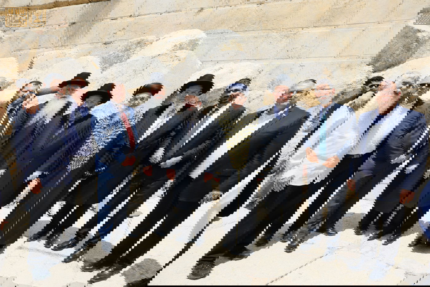 החלטה היסטורית: אבני הכותל המערבי יגנזו במקומן