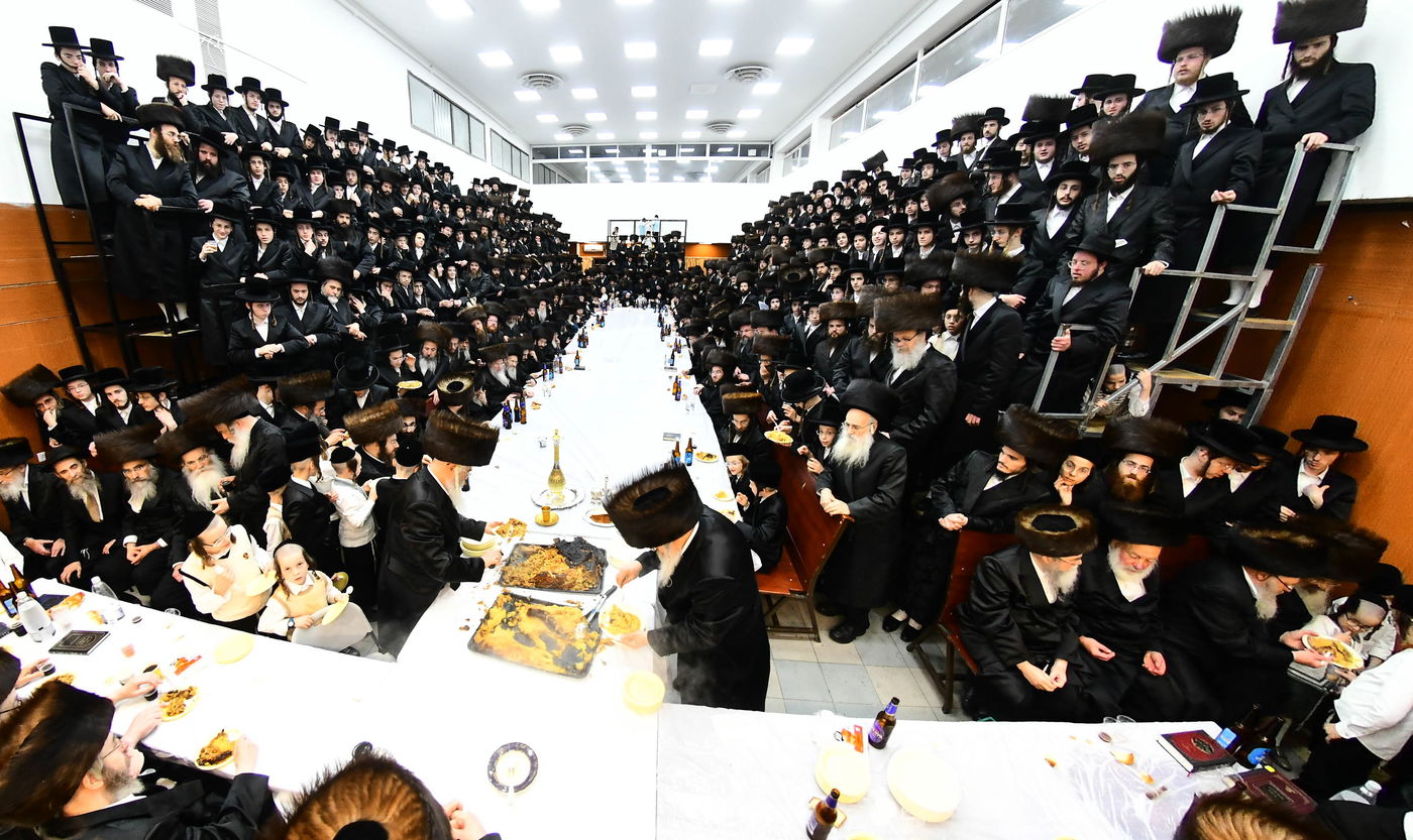 נעילת החג בחצה"ק נדבורנה