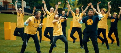 ג'ואי ניוקם ובני פרידמן בקליפ חדש: "פריילאך כל הזמן"