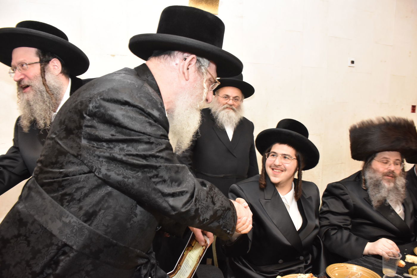 שמחת אירוסי נין האדמו"ר בעל ה"אריה שאג" מצאנז ז'מיגרד