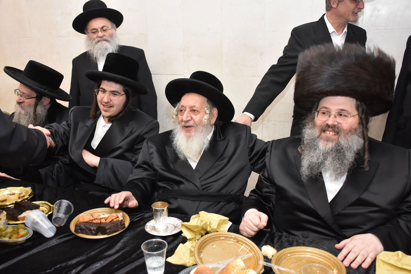 שמחת אירוסי נין האדמו"ר בעל ה"אריה שאג" מצאנז ז'מיגרד