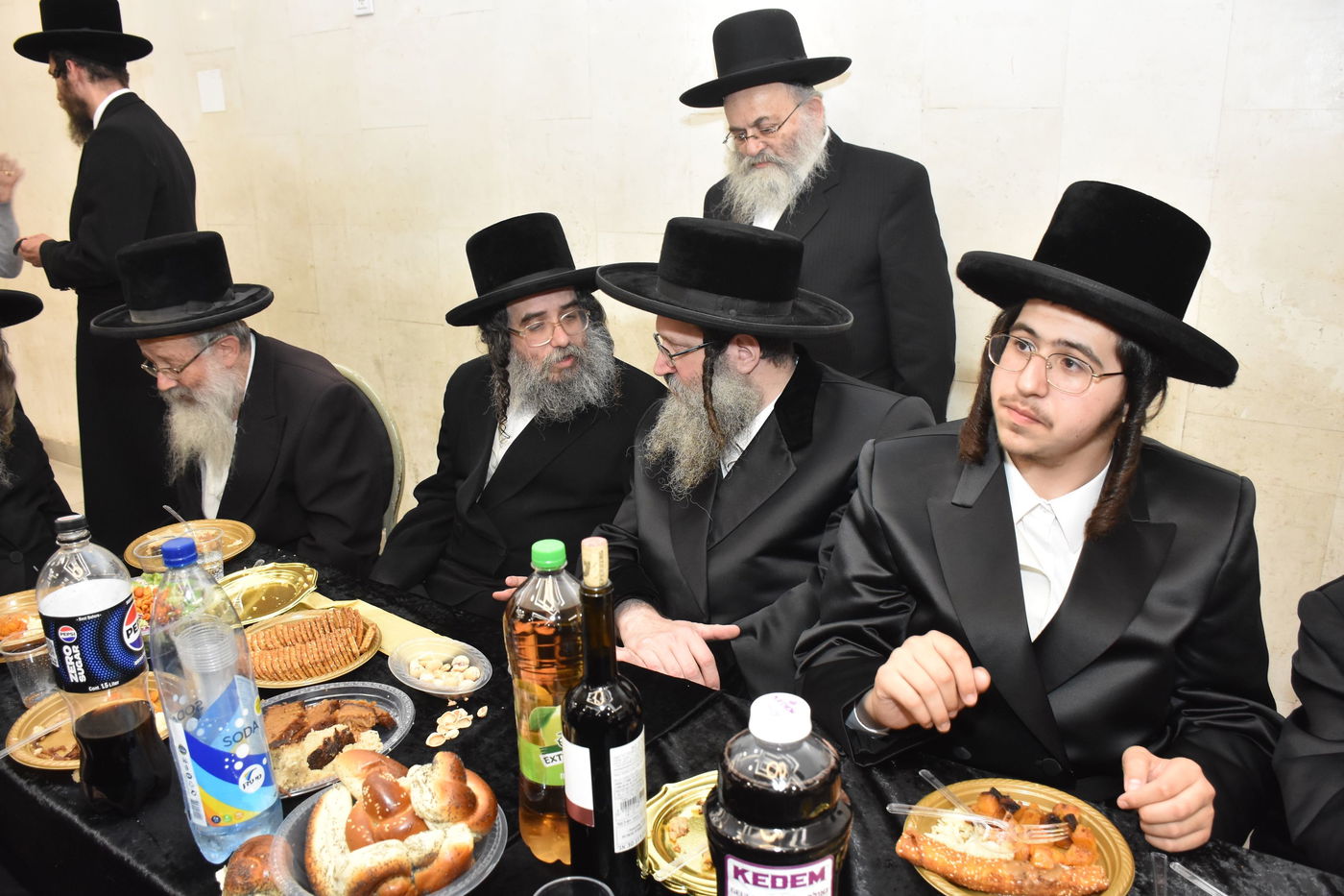 שמחת אירוסי נין האדמו"ר בעל ה"אריה שאג" מצאנז ז'מיגרד