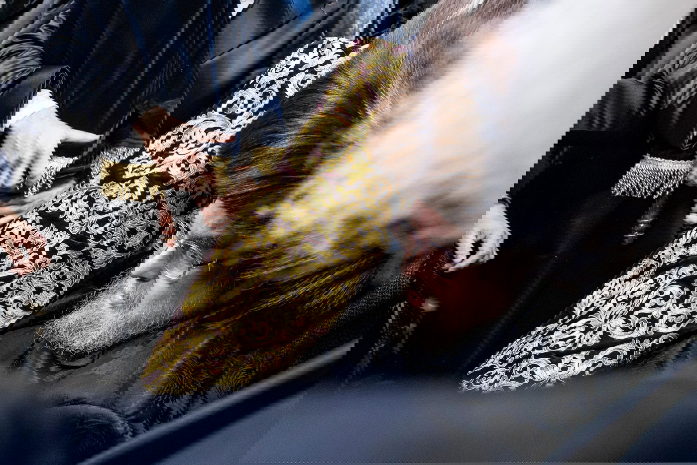 הכנסת ספר תורה לזכותו של האדמו"ר מבעלזא