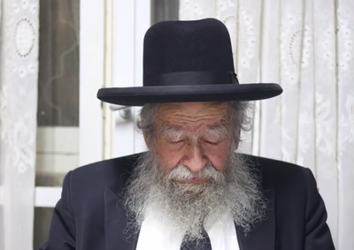 אדם גלמוד שאין לו שום קרוב ומודע, הבית שהוא בונה זה בעצם לידה בשבילו – הוא נולד מחדש