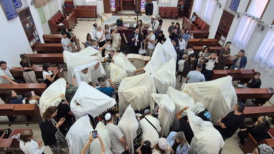 "ברכת כהנים" במסיבת קבלת סידור