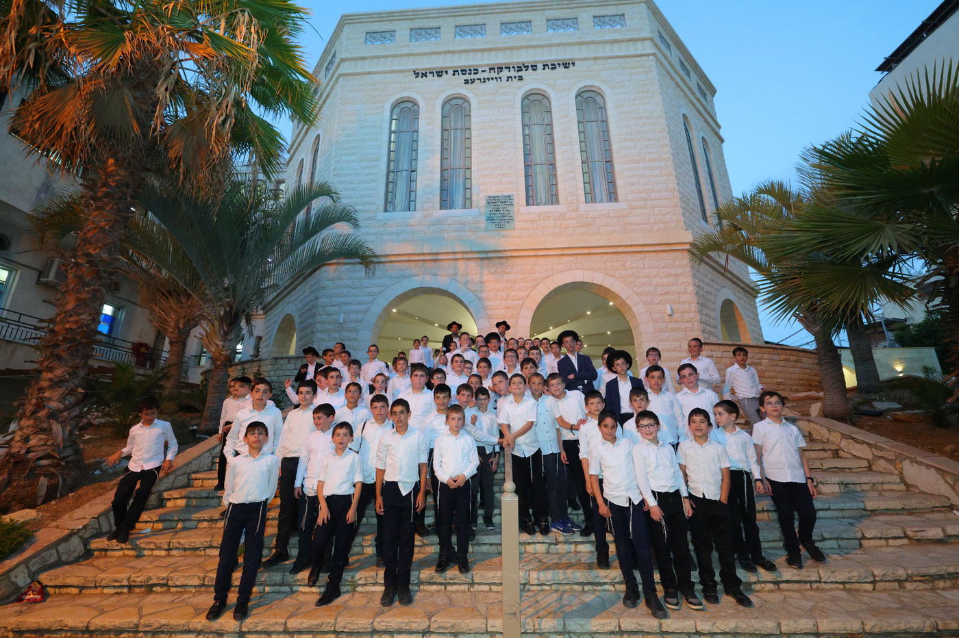 ילדי “נערינו” ביקרו בבתי גדולי ישראל והתברכו