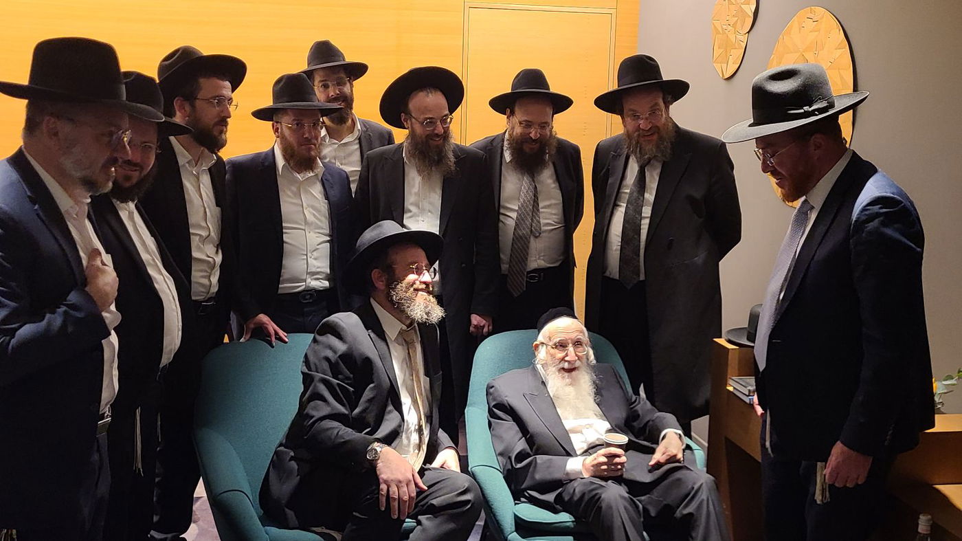 הגאון רבי עזריאל אויערבאך במסע לארה"ב