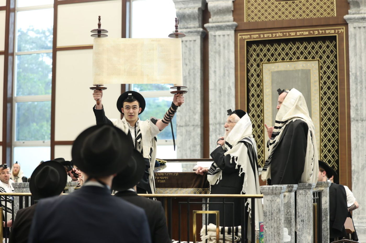 הגאון רבי עזריאל אויערבאך במסע לארה"ב