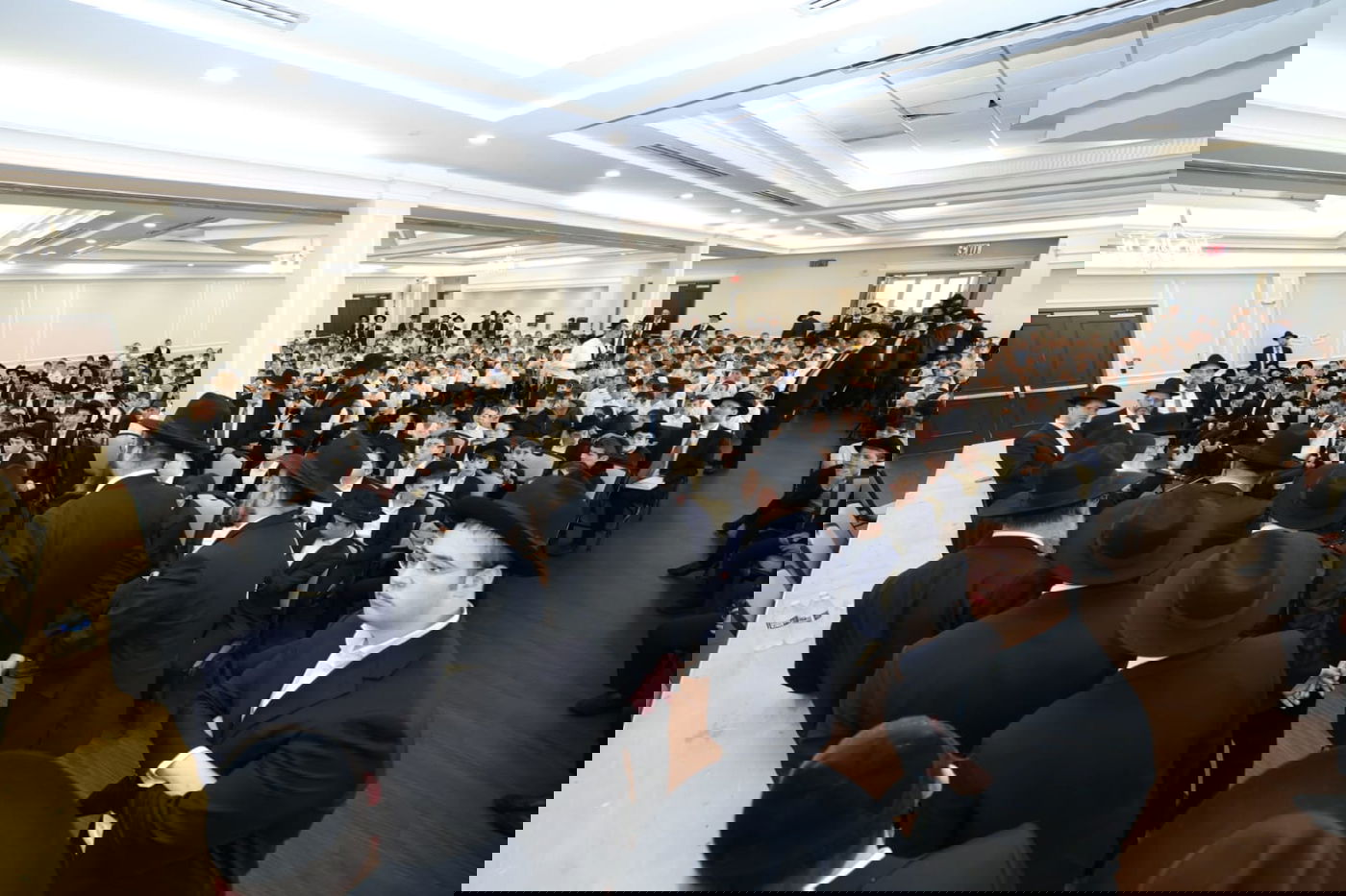 הגאון רבי עזריאל אויערבאך במסע לארה"ב