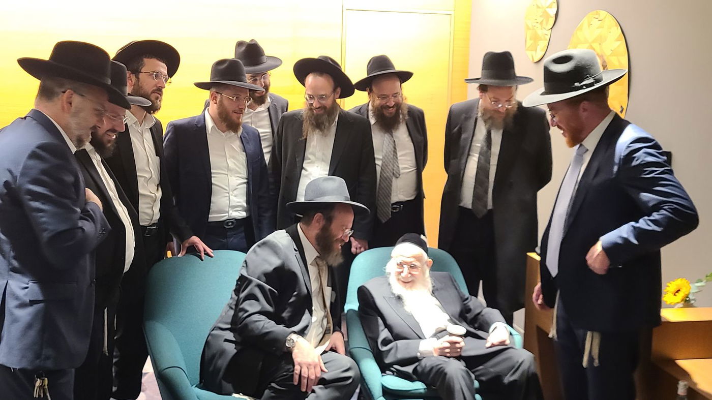 הגאון רבי עזריאל אויערבאך במסע לארה"ב