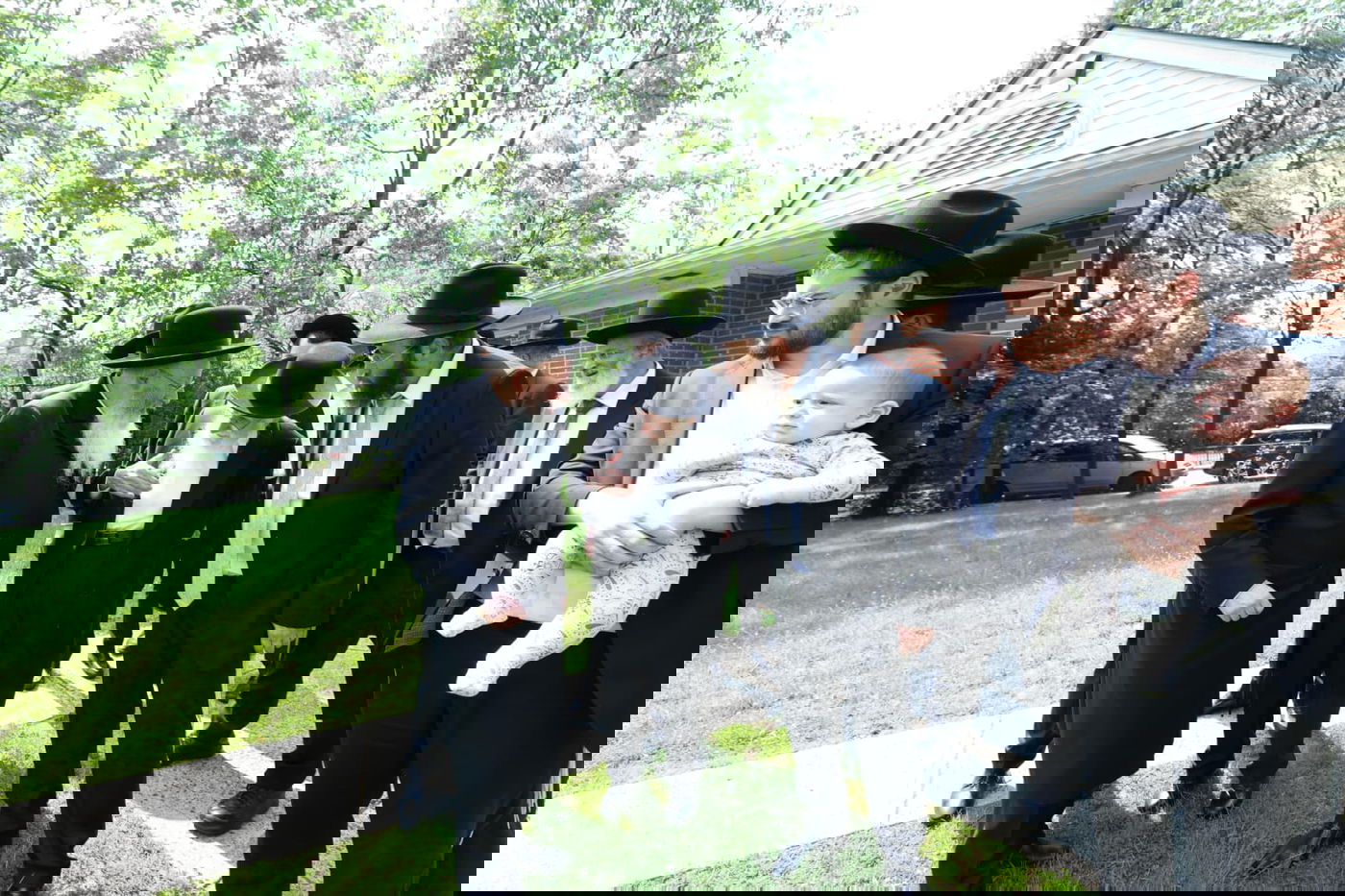 הגאון רבי עזריאל אויערבאך במסע לארה"ב