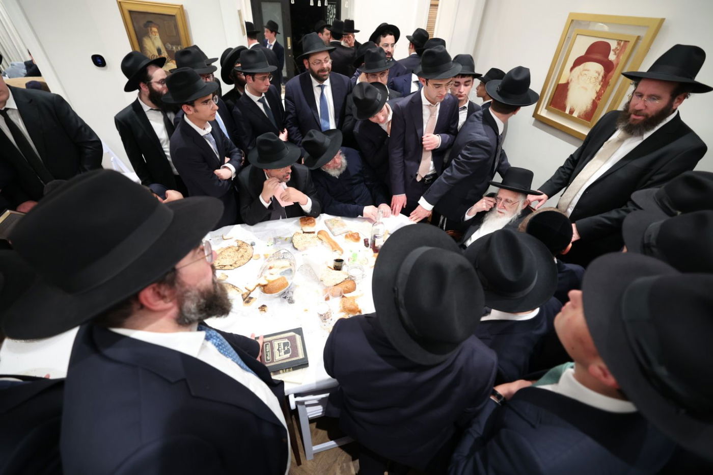 הגאון רבי עזריאל אויערבאך במסע לארה"ב