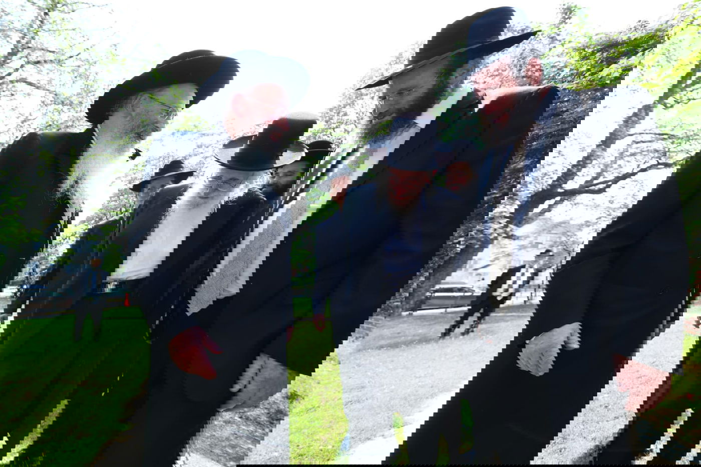 הגאון רבי עזריאל אויערבאך במסע לארה"ב