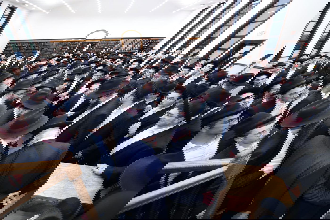 הגאון רבי עזריאל אויערבאך במסע לארה"ב